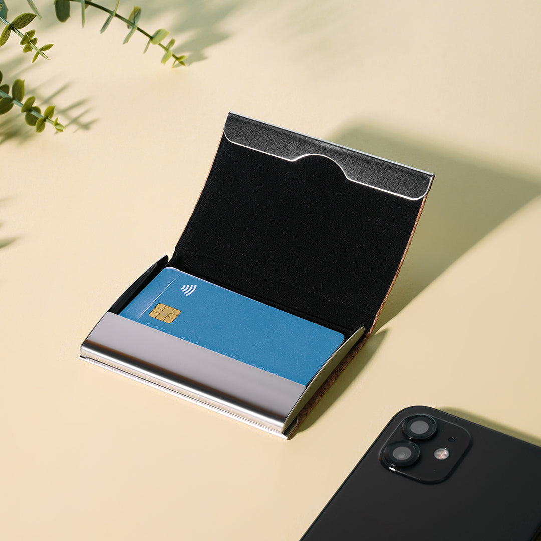 Card Holder – Korek