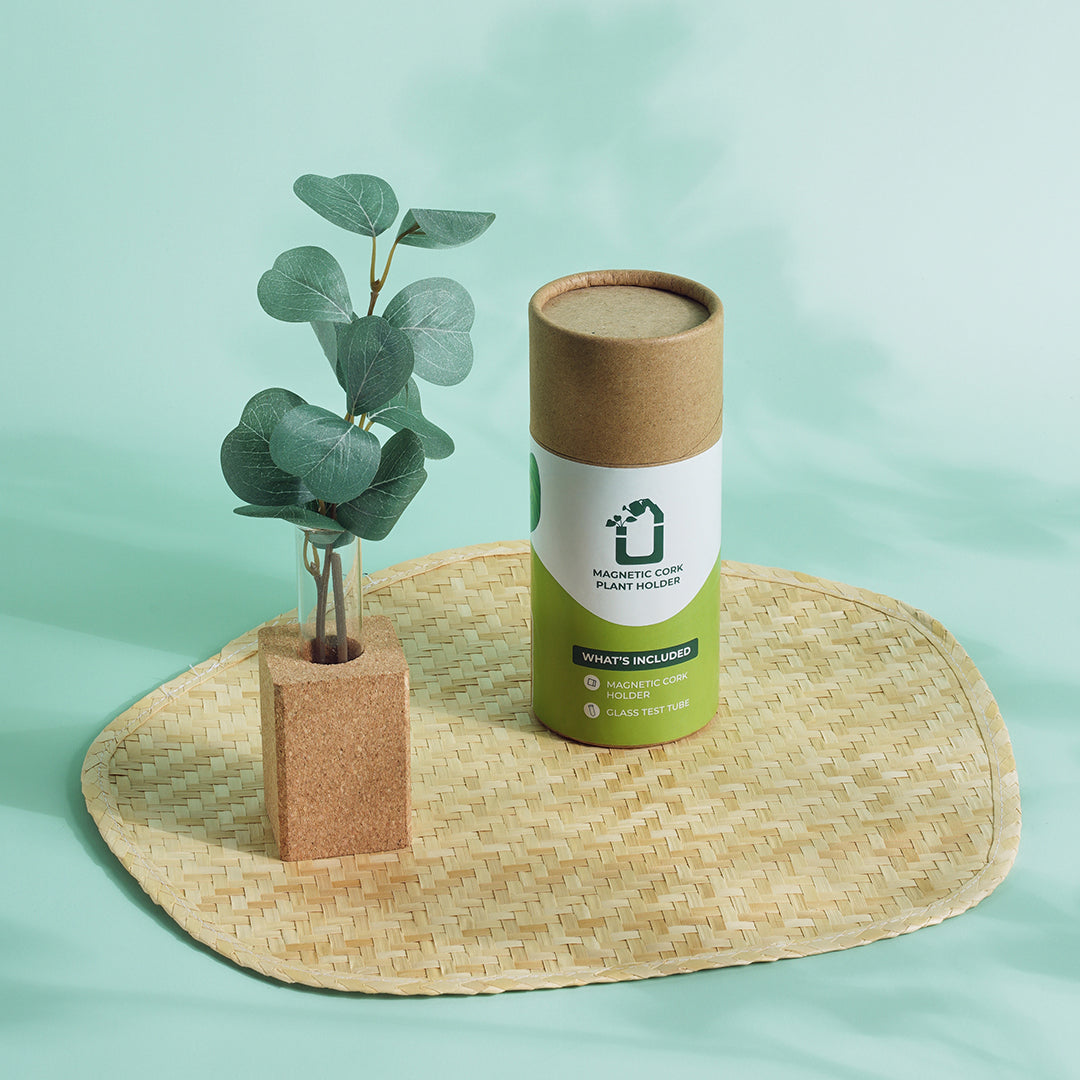 Mini magnetic planter