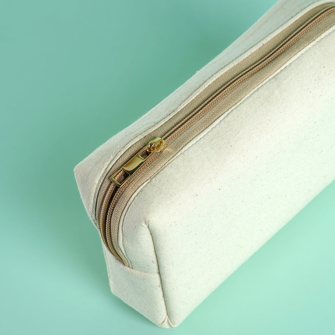 Canvas – White Pouch