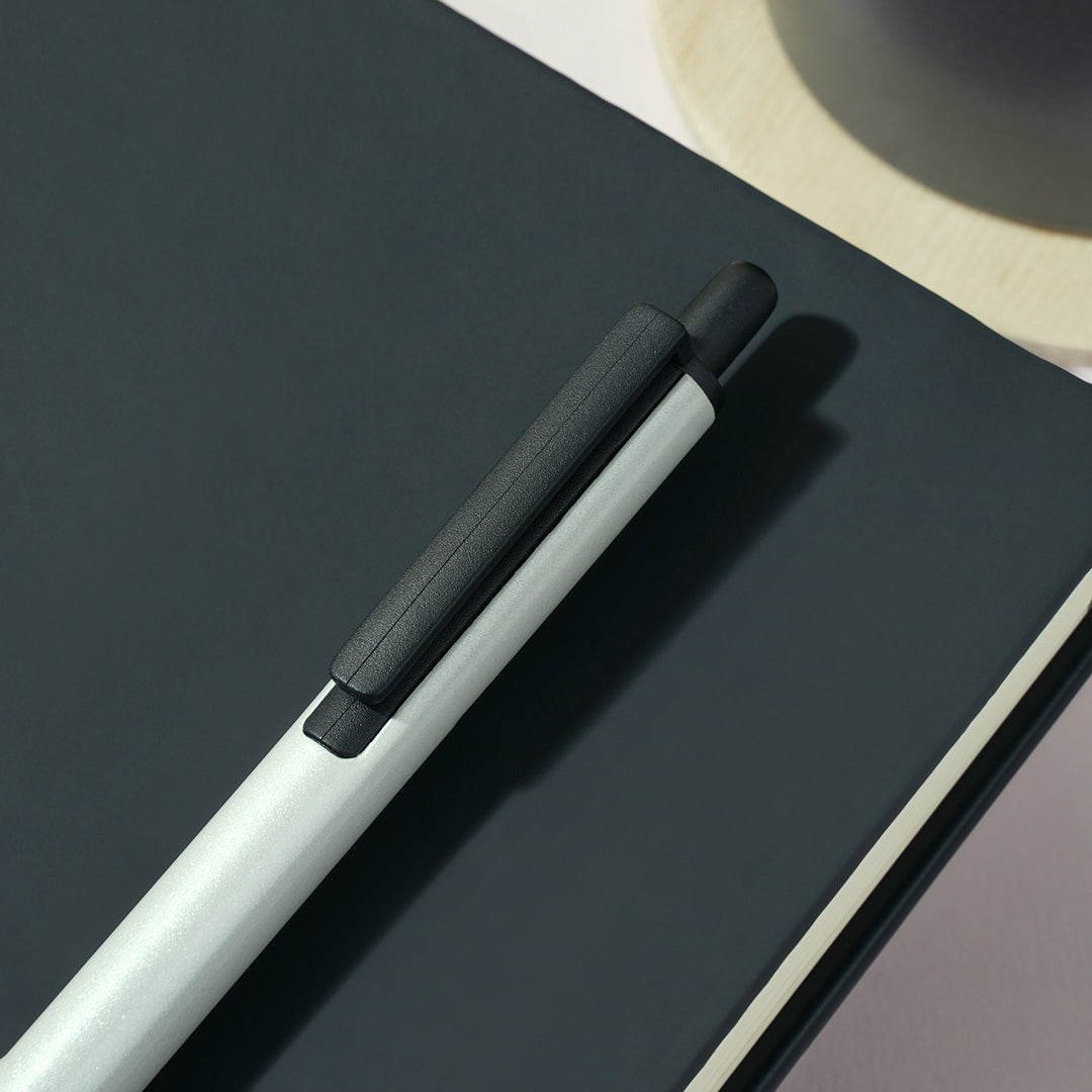 Mono Edge- White Metallic Pen