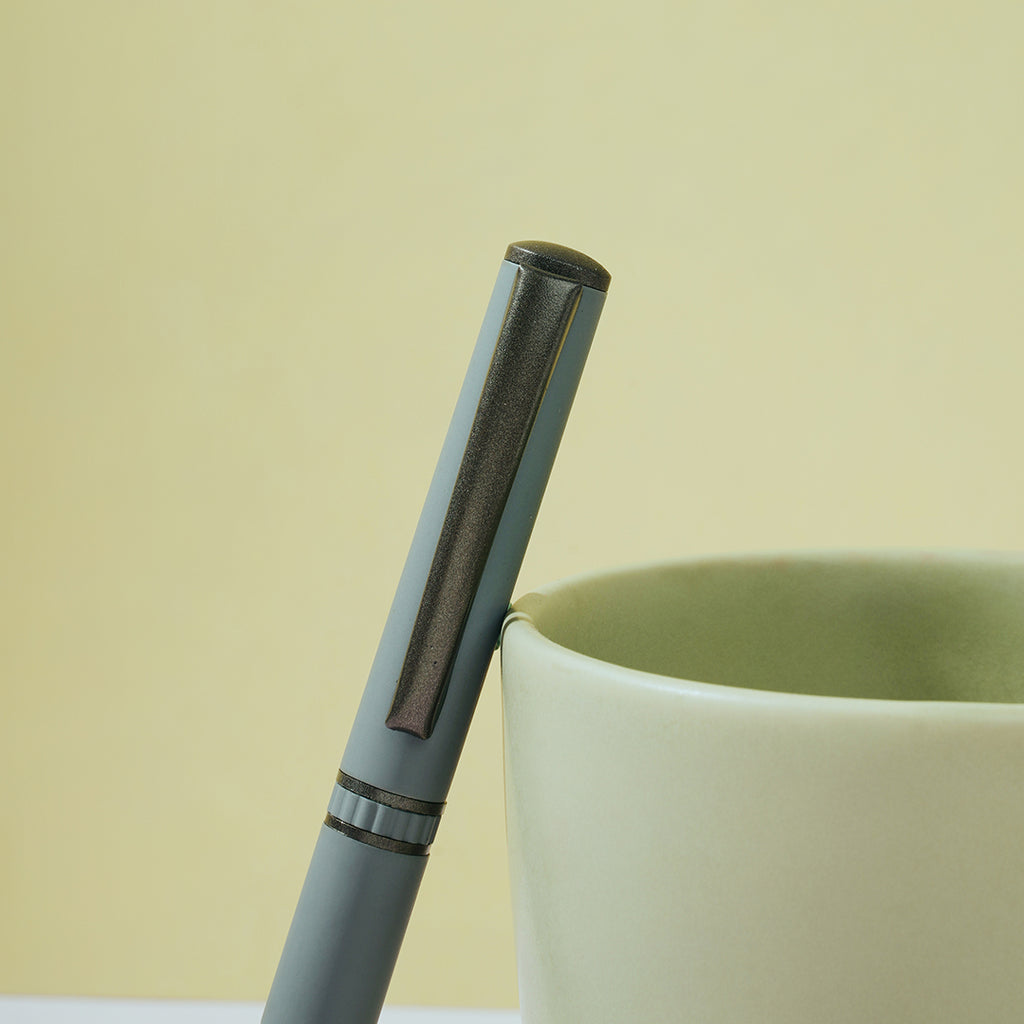 Minimalist – Grey Metallic Pen