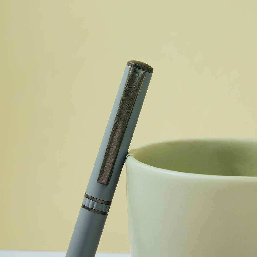 Minimalist – Grey Metallic Pen