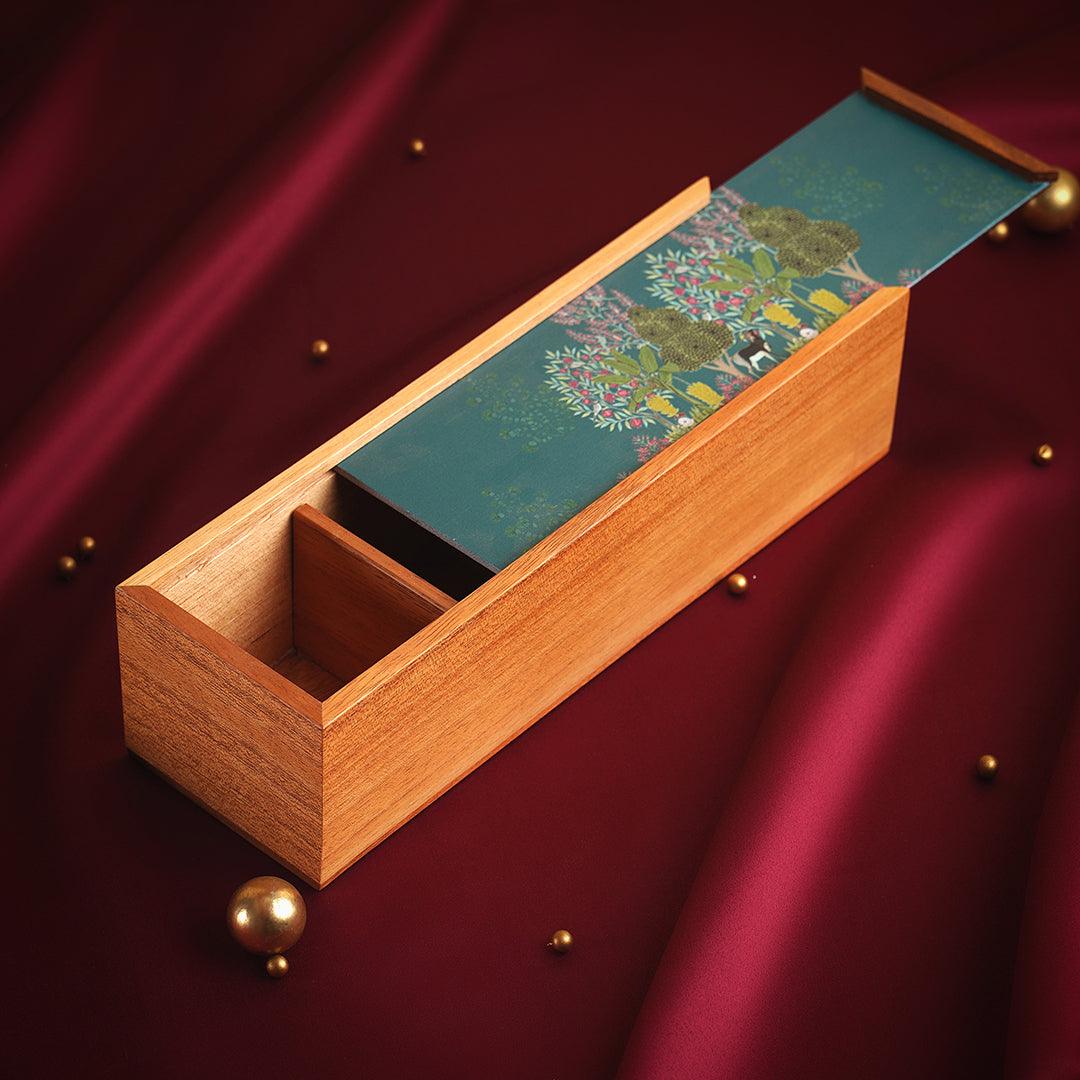 Wooden organizer box with lid