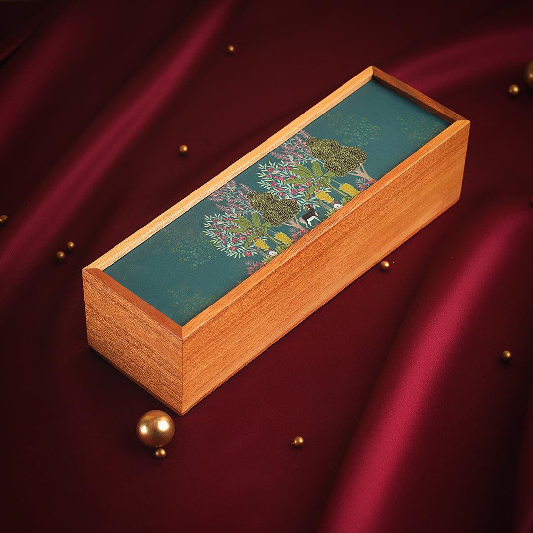 Wooden organizer box with lid